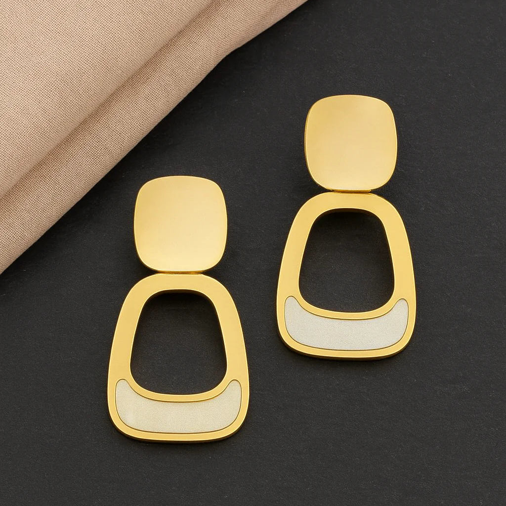 Golden Chic Contour Drops